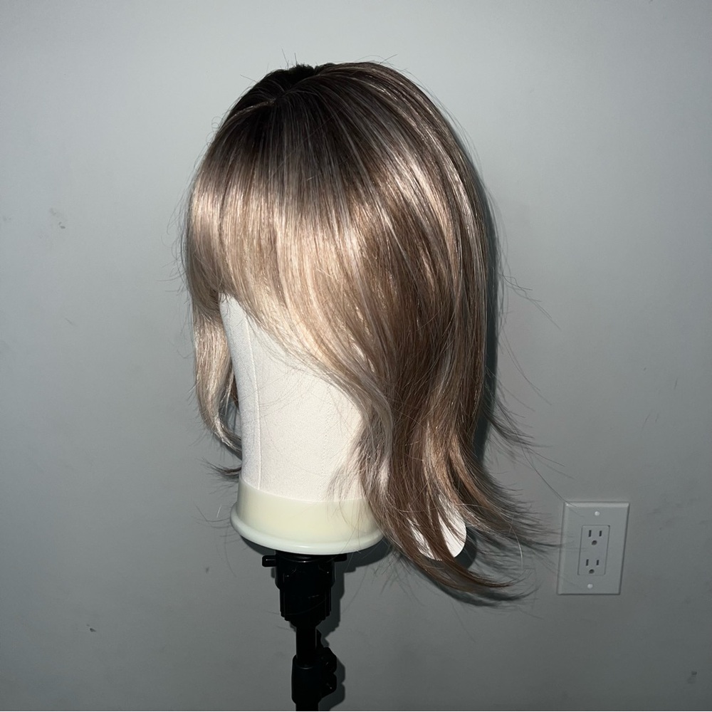 DWY 16-Inch Short Wave Glueless Synthetic Wig - Picture 9 of 16